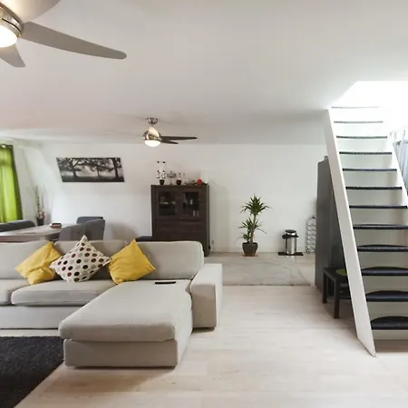 Διαμέρισμα Red Light Penthouse *