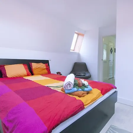 Red Light Penthouse Διαμέρισμα *